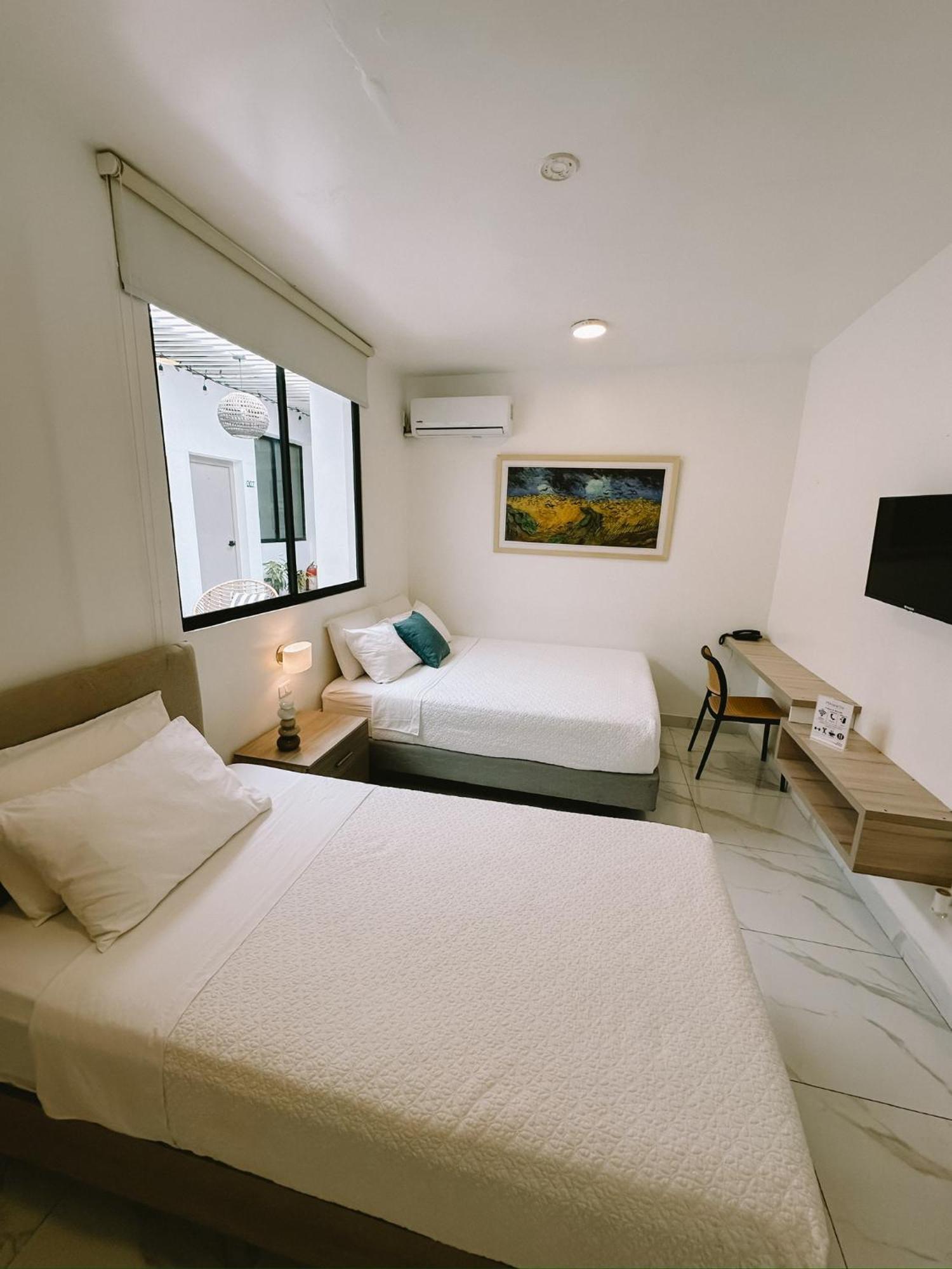 מנטה Manakin Hostal & Resto מראה חיצוני תמונה