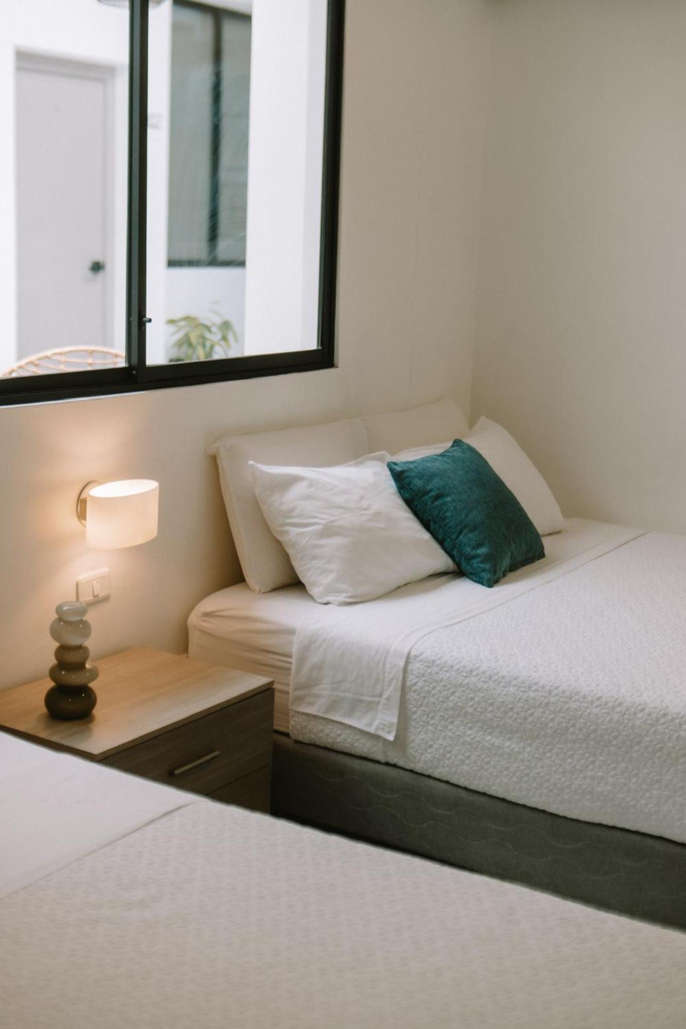 מנטה Manakin Hostal & Resto מראה חיצוני תמונה